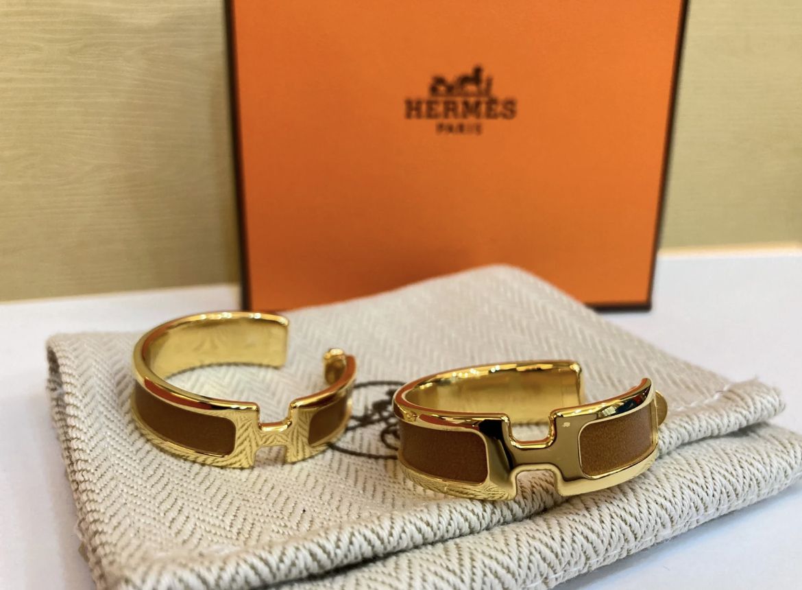 【大きめがかわいい♪】HERMES★オランプ ピアス 大きめがかわいい♪】HERMES☆オランプ ピアス (HERMES/ピアス