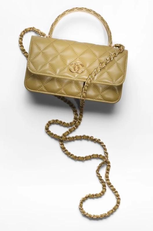 2023メティエダール◆送料無料【CHANEL】チェーンフォンホルダー 2023メティエダール◇送料無料【CHANEL】チェーンフォンホルダー