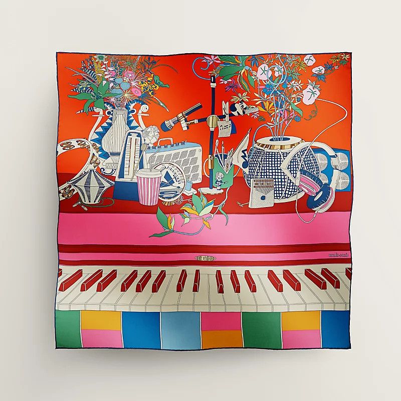 HERMES 最新作 大人のお洒落 スカーフ カレ70 シルク En Studio