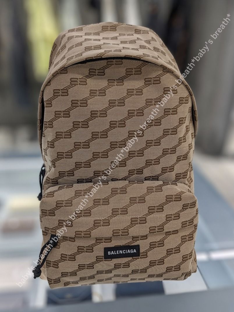 国内発送☆BALENCIAGA】SIGNATURE ミディアム バックパック