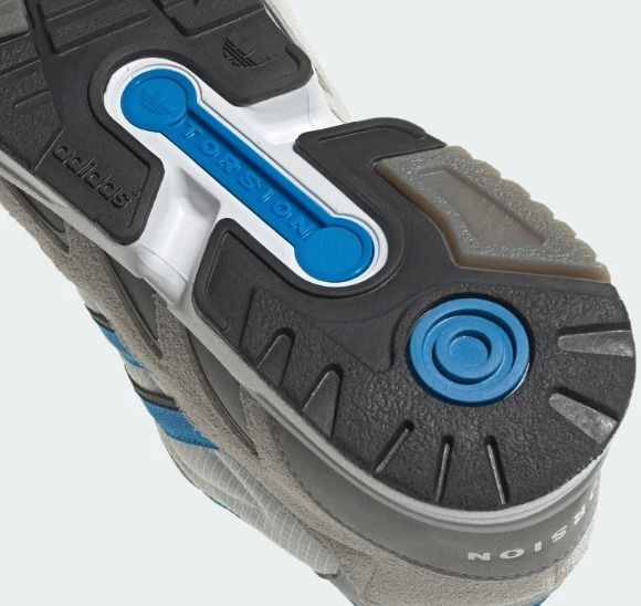 最新☆アディダス☆ORIGINALS TORSION SUPER SHOES☆選べる2色