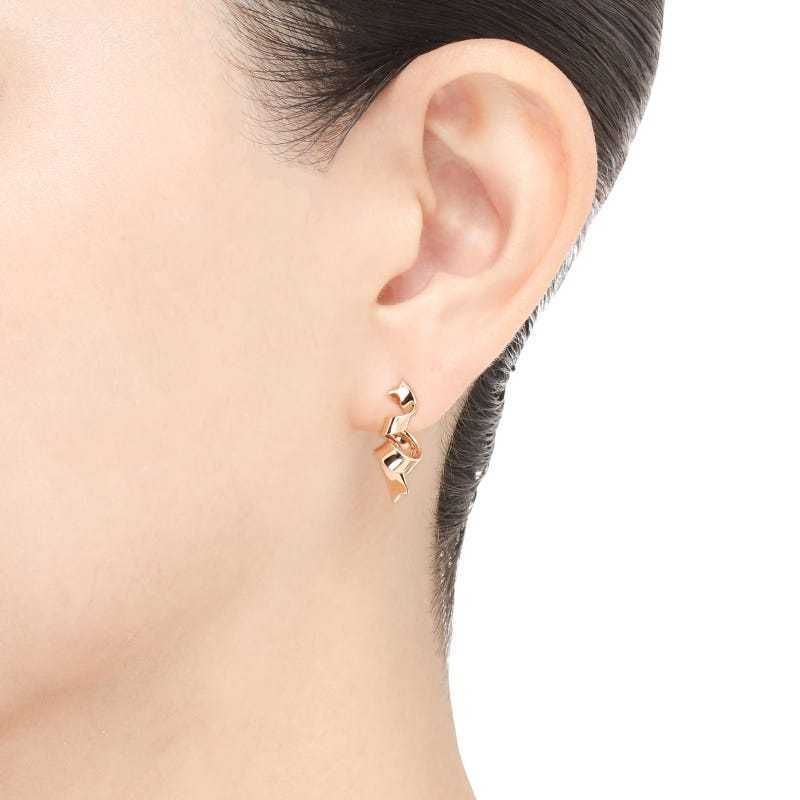 すぐ届く MIKIMOTO ミキモト リボン ピアス ピンク (MIKIMOTO