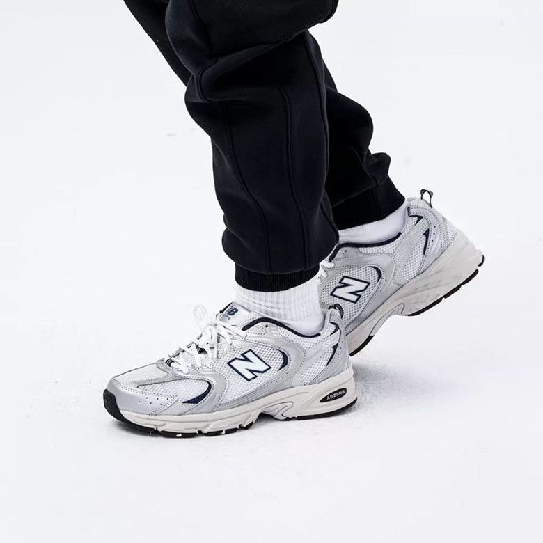 【韓国定番モデル☆】ニューバランス UGS530D【関税無／送料込】 New Balance] MR530KA☆韓国の人気☆送料・関税込 (New Balance