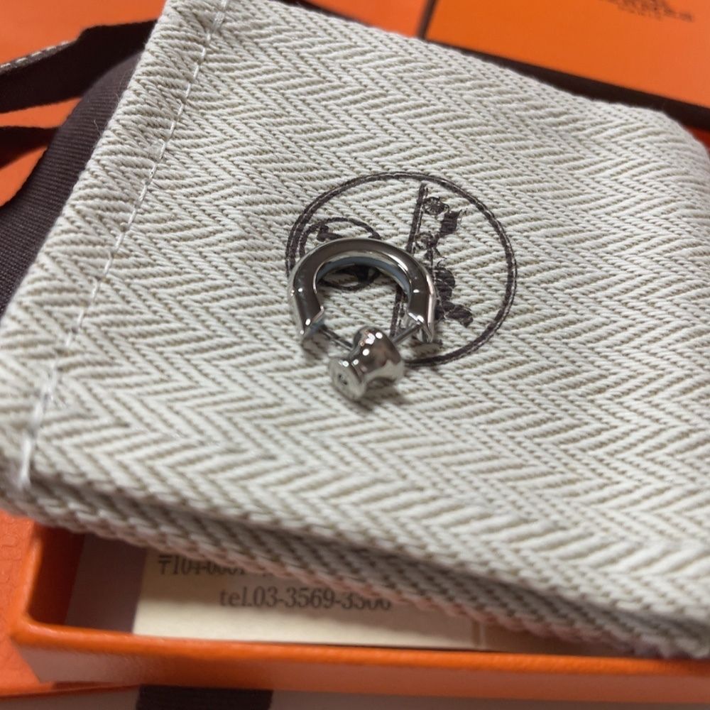 エルメス シングルピアス サボ メンズ ピアス 乗馬の世界 ギフトにも♪】HERMES ピアス シングルピアス 《サボ》 (HERMES
