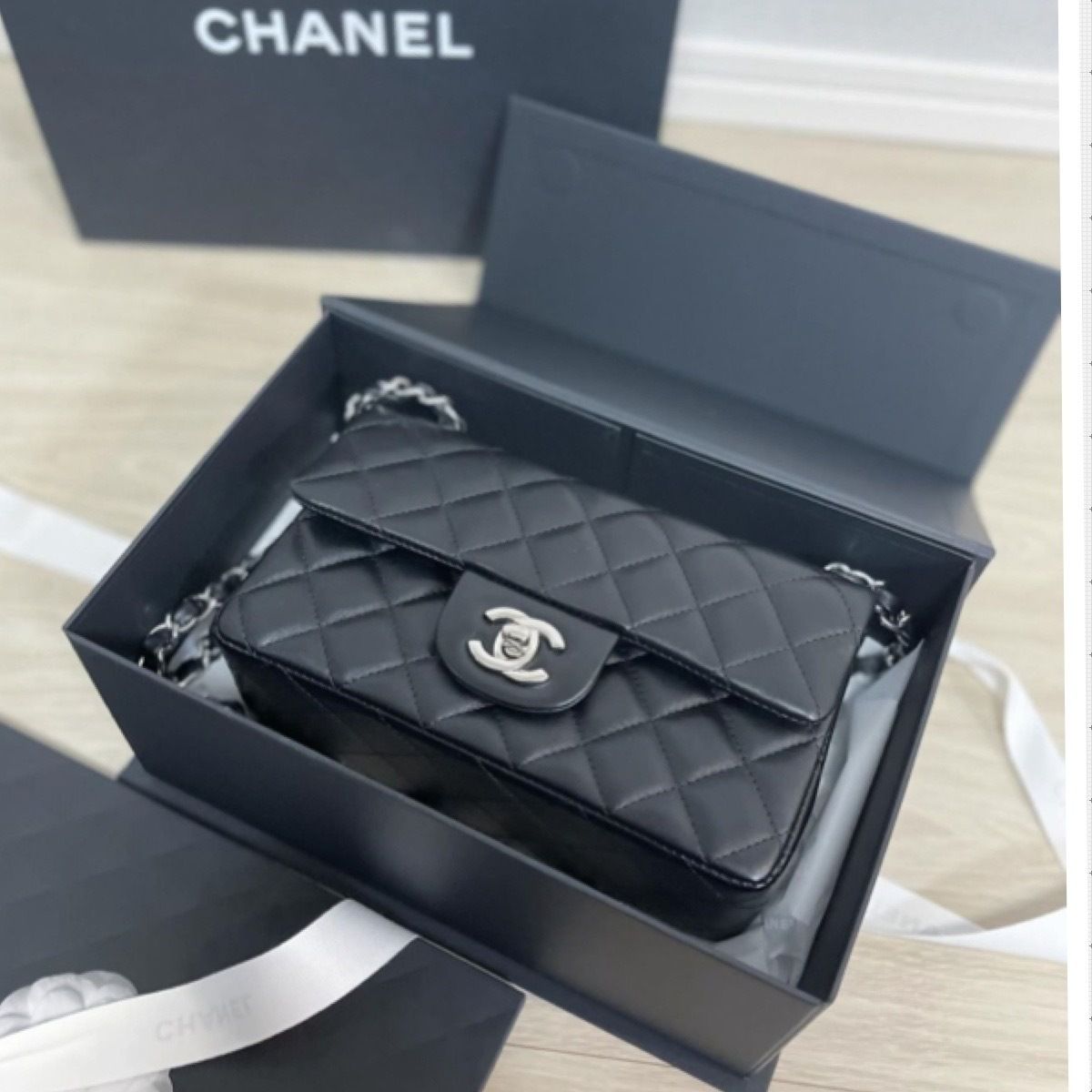 激レア】23B☆CHANEL☆ シャネル ミニマトラッセ シルバー金具 (CHANEL