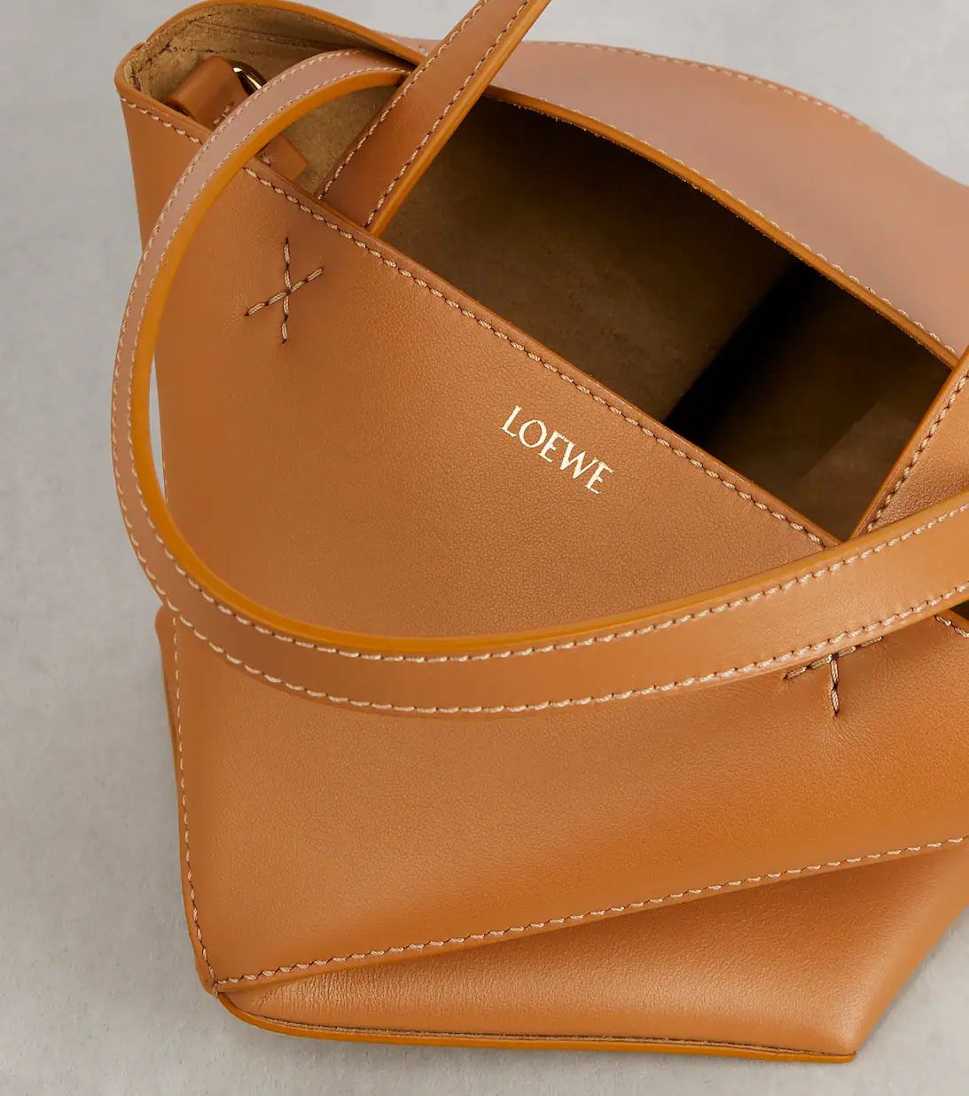 関税負担なし♪LOEWE パズルフォルド ミニ（シャイニーカーフ） 関税負担なし♪LOEWE パズルフォルド ミニ（シャイニーカーフ