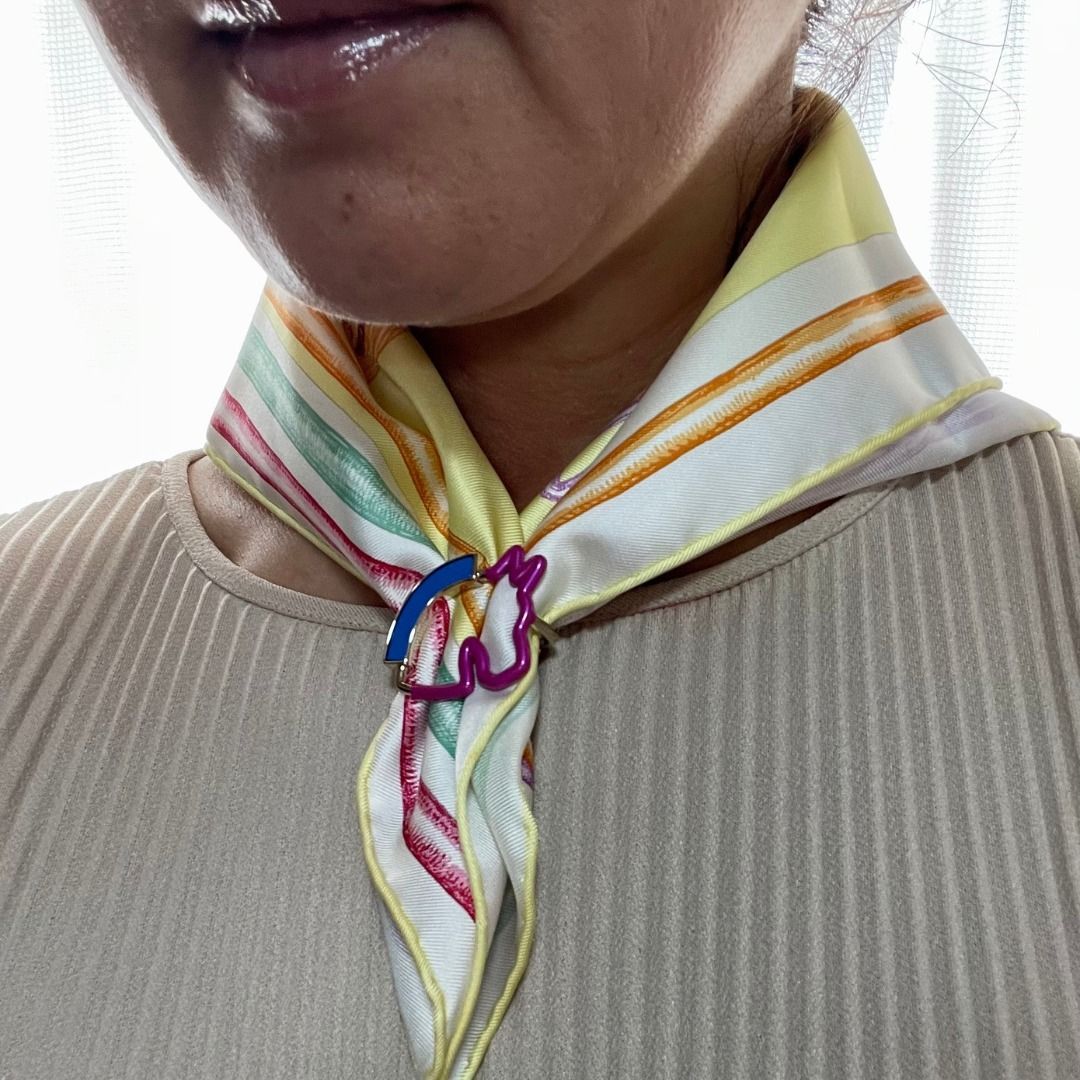 エルメス Hermes スカーフリング Cheval Neon scarf 70 ring エルメス Hermes スカーフリング Cheval Neon scarf 70 ring