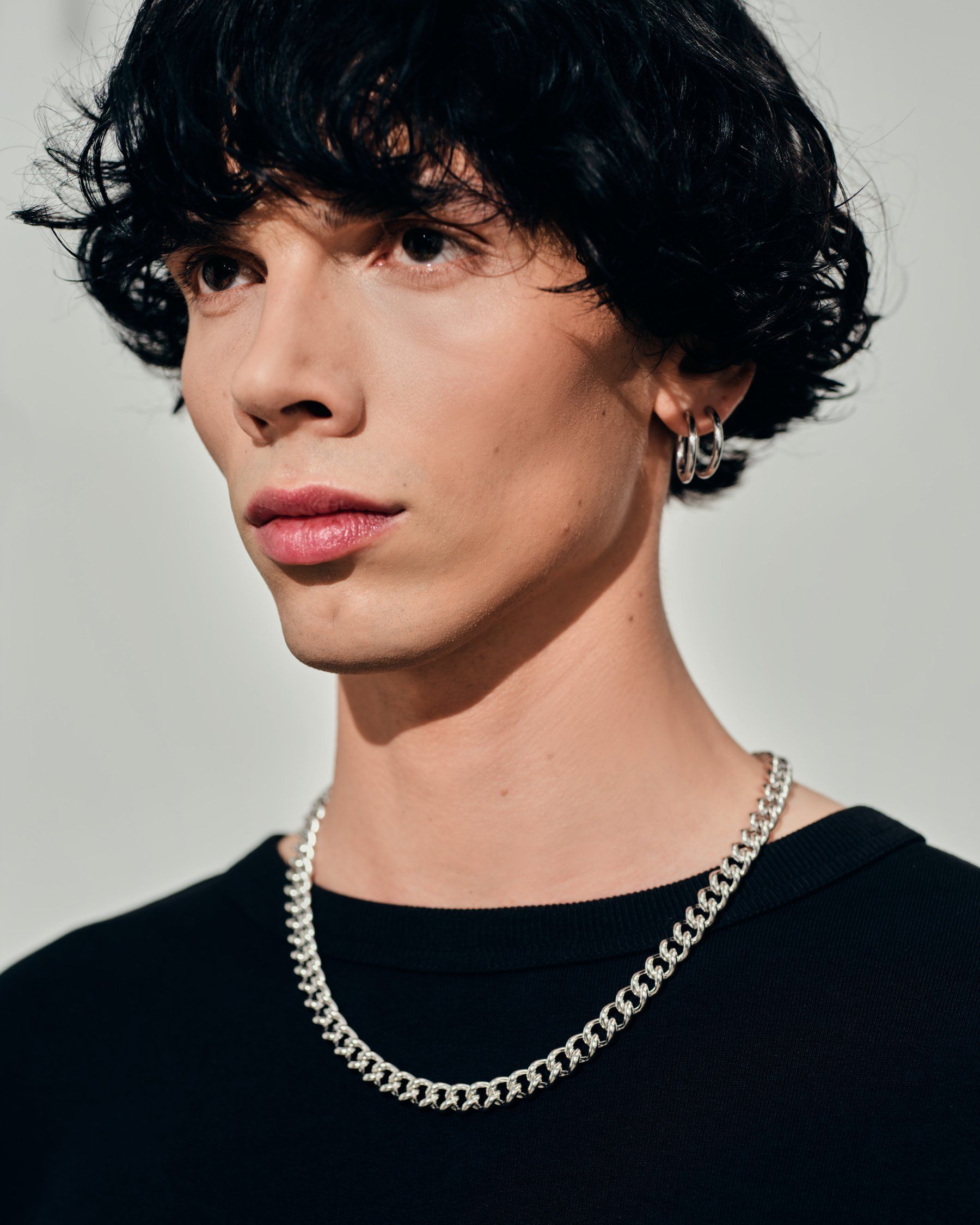 【男女兼用】Tom Woodトムウッド フープ ミディアム ピアス 男女兼用】Tom Woodトムウッド フープ ミディアム ピアス (Tom