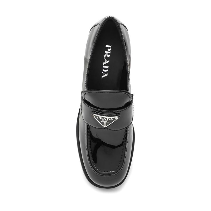 関税負担なし☆PRADA プラダ パテントレザー ローファー (PRADA