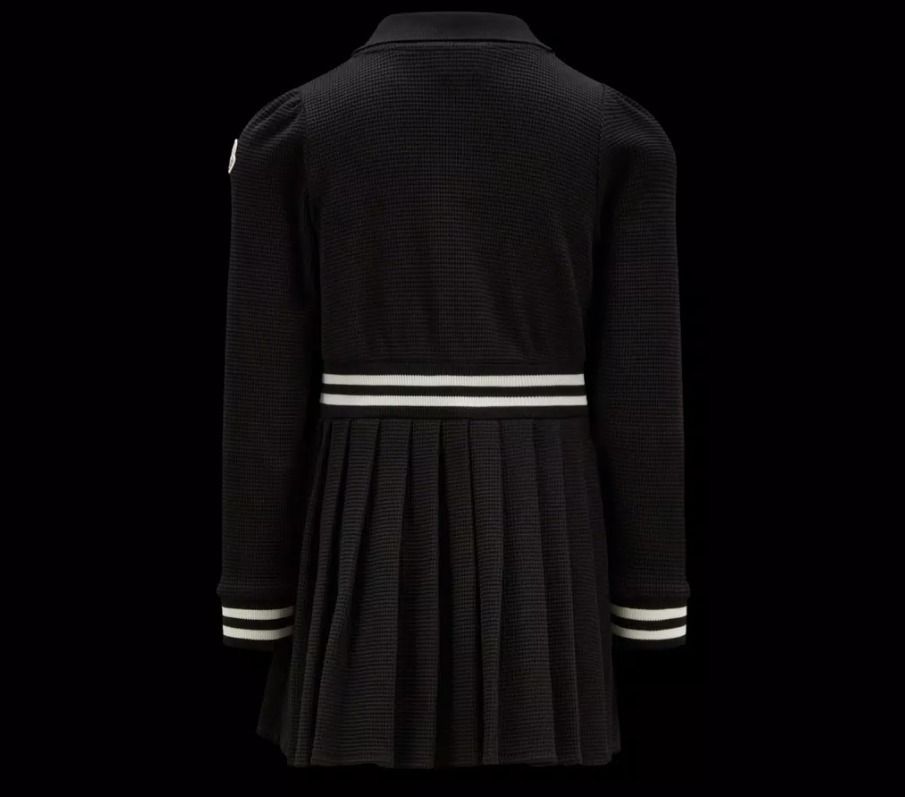 大人もOK MONCLER 2023/24秋冬新作 ロゴ付きワンピース 12A/14A