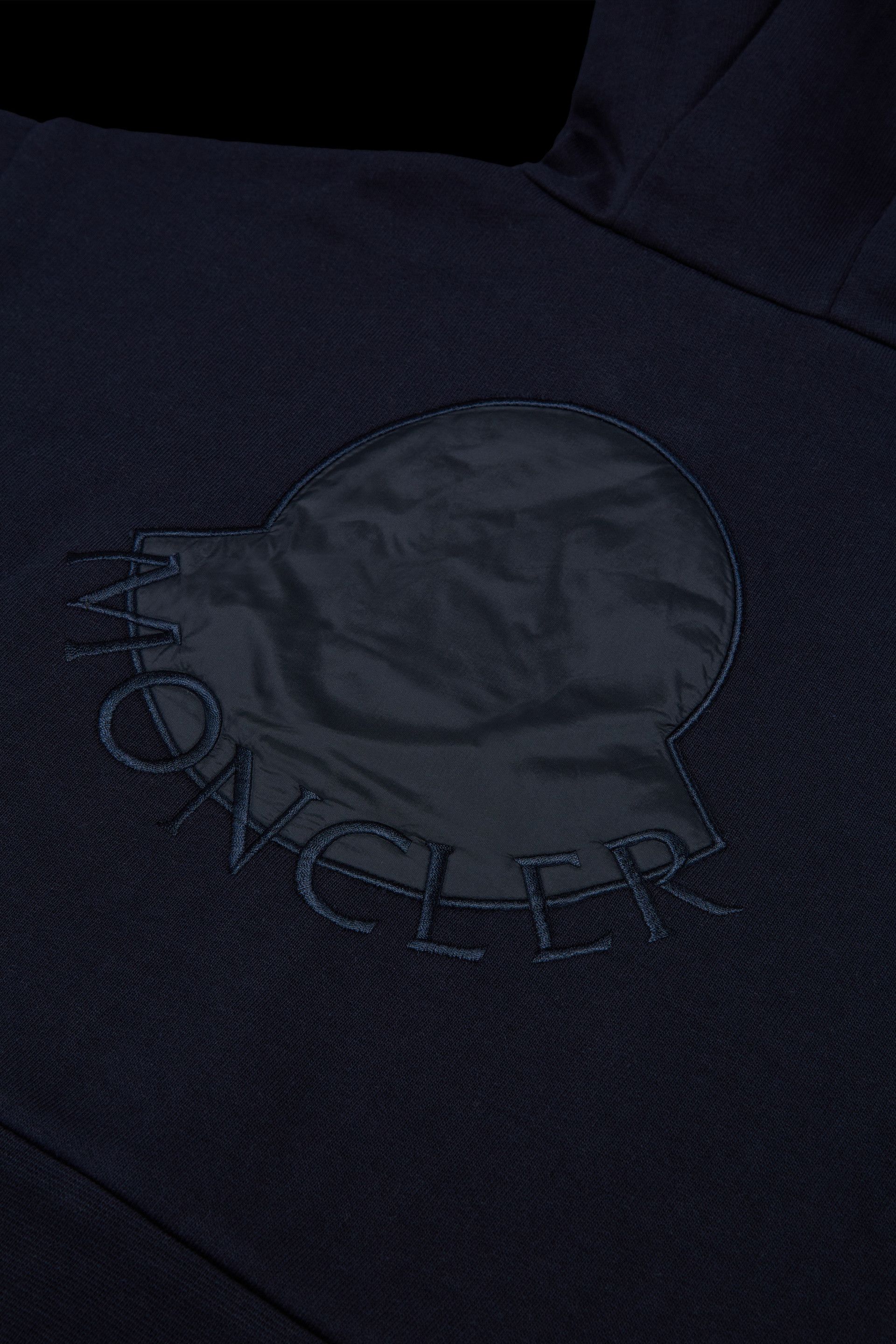 大人もOK！MONCLER 2023/24秋冬 異素材MIX セットアップ 12A/14A 大人もOK！MONCLER 2023/24秋冬 異素材MIX セットアップ 12A/14A