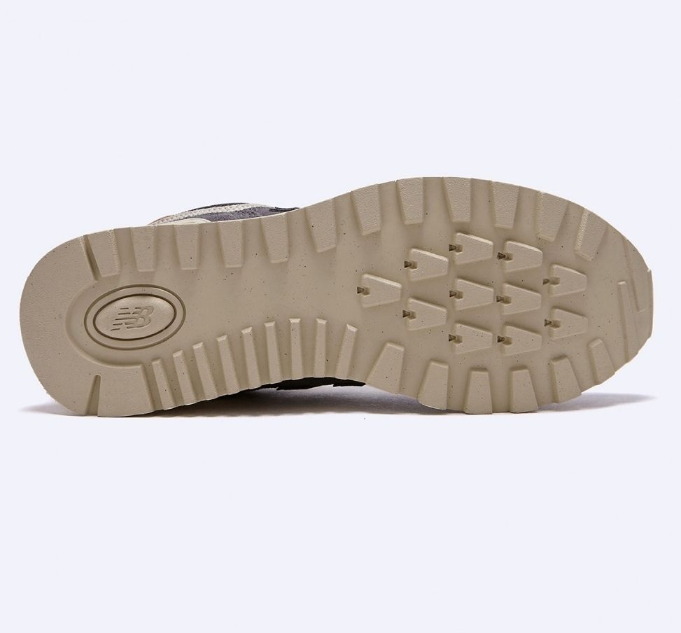 ◆正規品◆NEW BALANCE U993GW CHIVE◆関税/送料込◆男女共用◆ New Balance 993 MiUSA Teddy Santis Chive Men's - U993GW - US