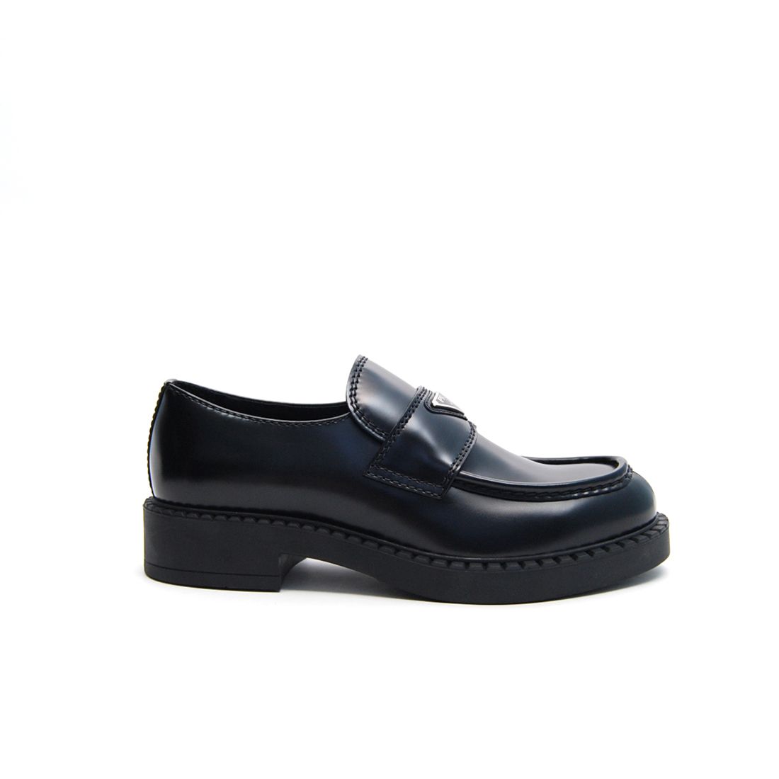 関税負担なし☆PRADA プラダ ブラッシュドレザー ローファー