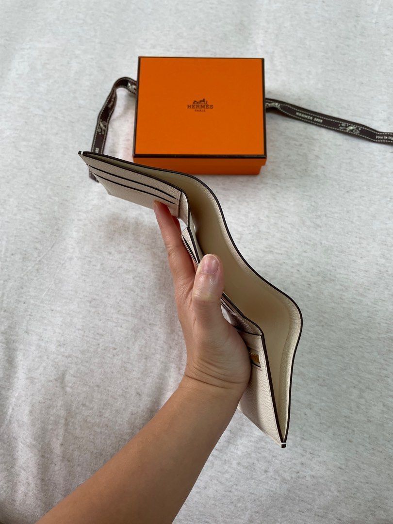 【使い勝手もオシャレも♪】HERMES Bearn Combine 折り畳み財布 エルメス Hermes HERMES 三つ折り財布 BEARN COMBINE VERSO