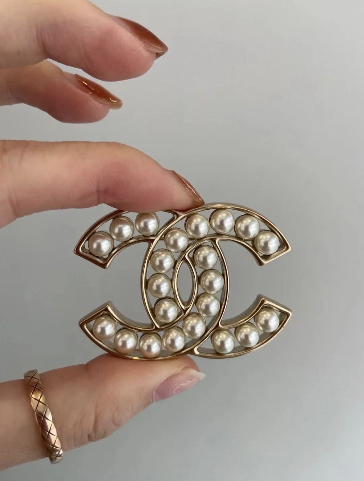 大人可愛い♪使い道抜群！】CHANEL ☆ パール ブローチ (CHANEL
