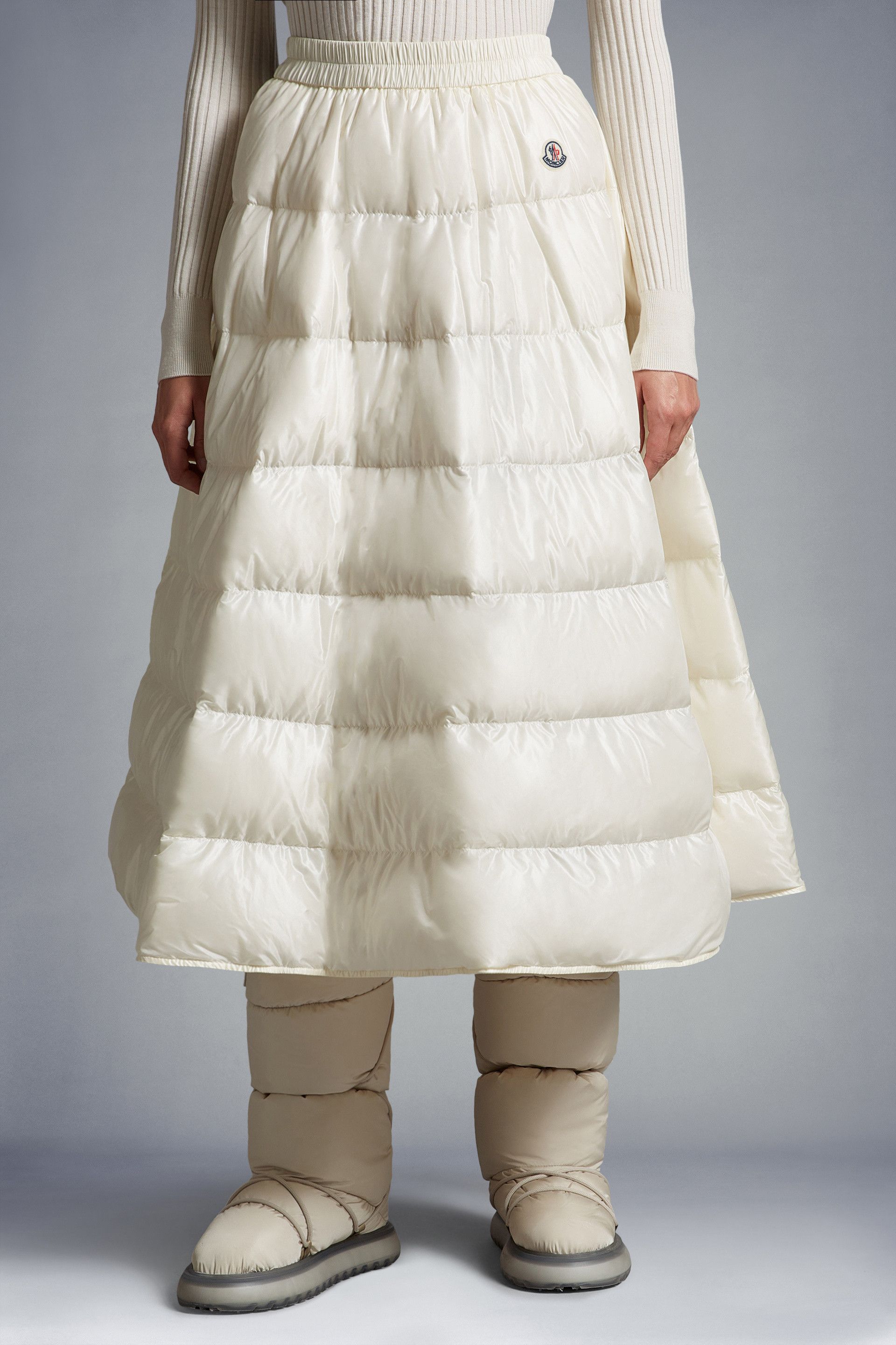 MONCLER】スカート ロゴ ナイロン フレア キルティング ダウン