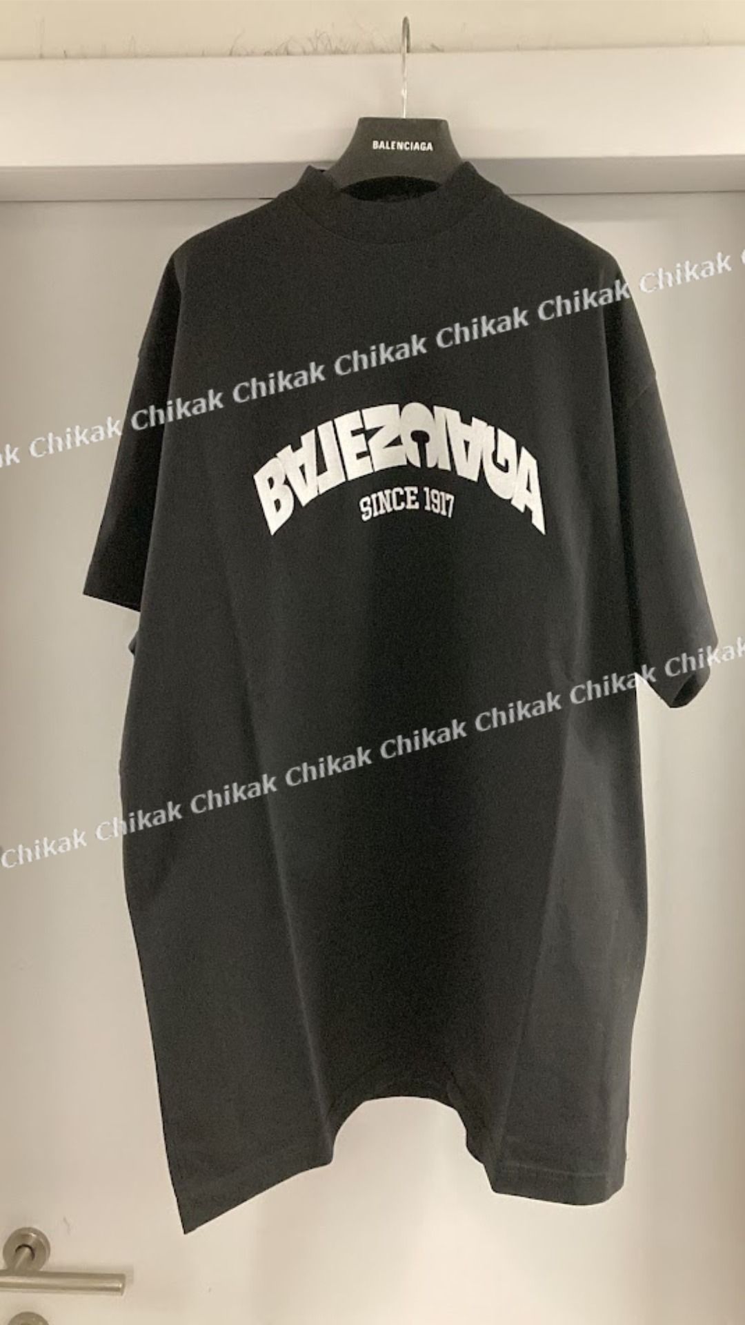 【送料込】BALENCIAGA★フリップロゴTシャツ 送料込直営店+BALENCIAGA+BACK FLIP Tシャツ オーバーサイズ