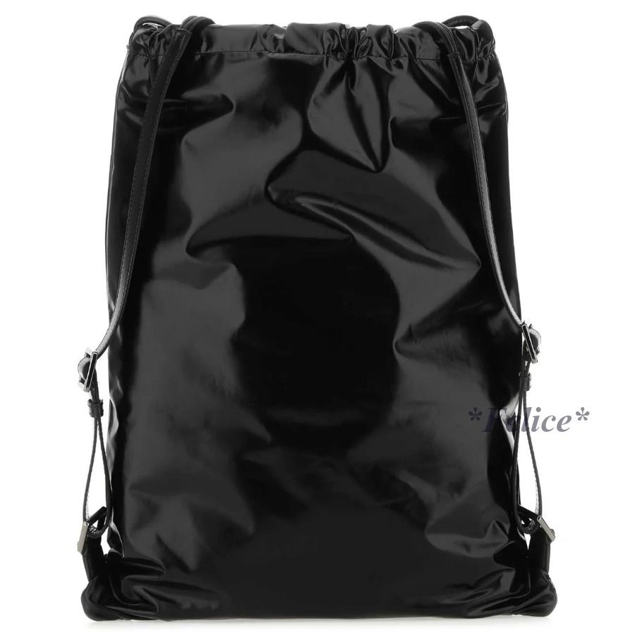VIPセール【関税込み】VALENTINO VLTN タイムズ レザーバック VALENTINO GARAVANI＊ VLTN レザー バックパック (VALENTINO