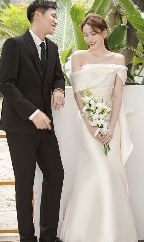 ウェディングドレス ロング丈 無地 レトロ シンプル 結婚式 韓国