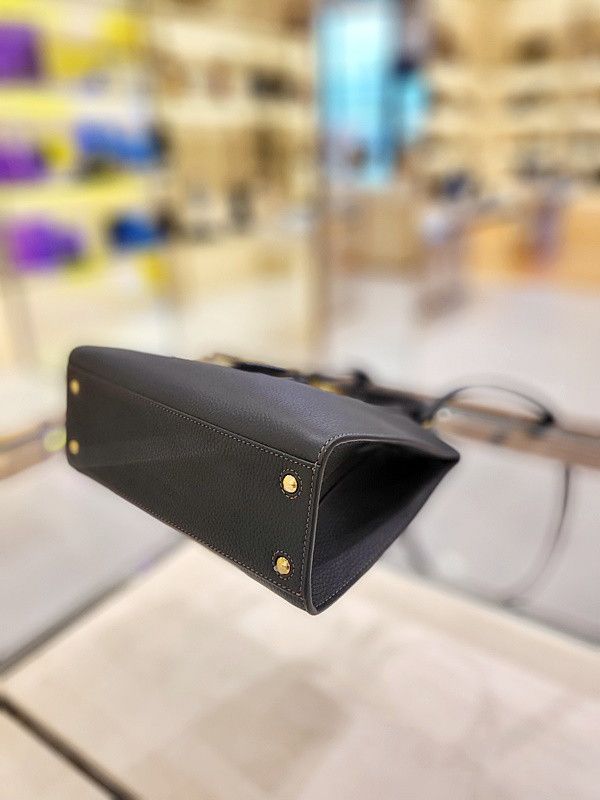 ◆Burberry◆ フランシス ショルダーバッグ 8049044 ◇Burberry◇ フランシス ショルダーバッグ 8049044 (Burberry