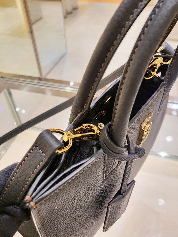 ◆Burberry◆ フランシス ショルダーバッグ 8049044 ◇Burberry◇ フランシス ショルダーバッグ 8049044 (Burberry