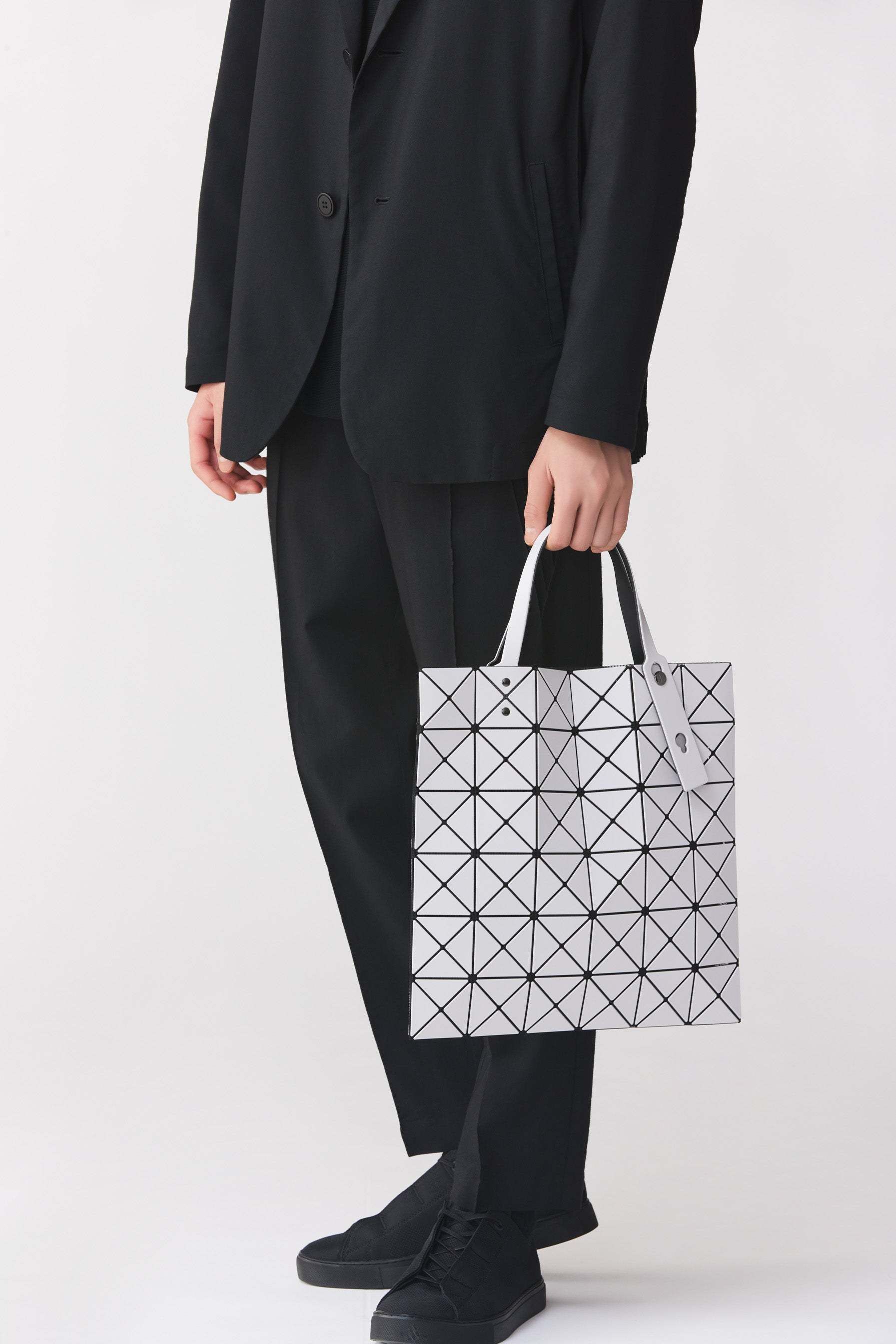 BAOBAO ISSEY MIYAKE】LUCENT MATTE 6×6 (BAOBAO ISSEY MIYAKE
