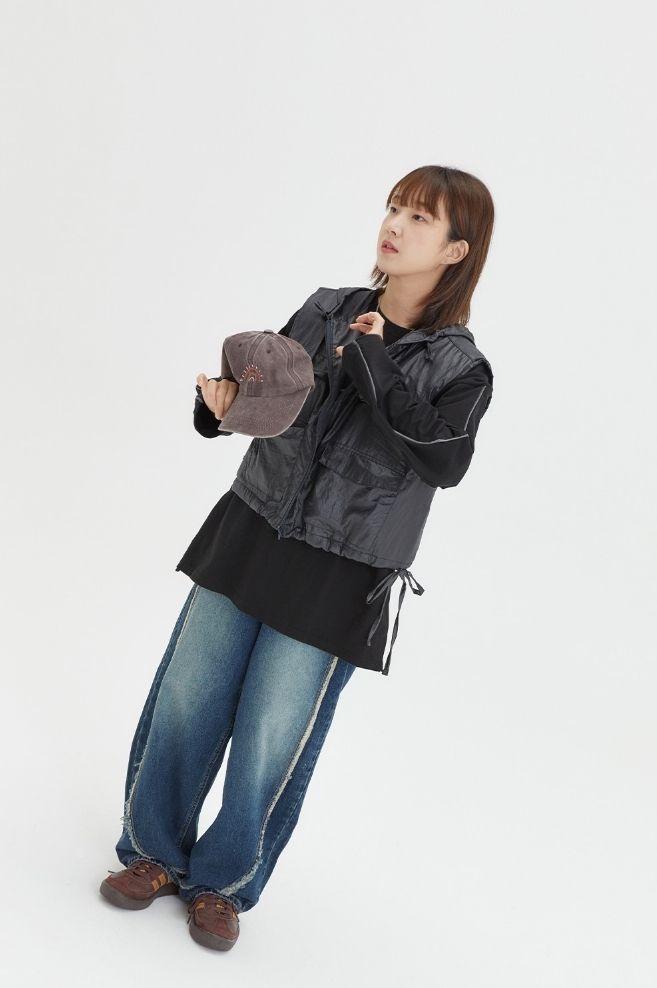 【BAON】23FW★ [BAONHAUS] strap pocket nylon hood vest BAON】23FW☆ [BAONHAUS] strap pocket nylon hood vest (BAON