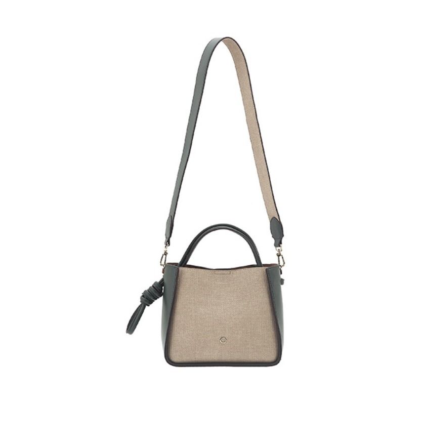 ☆韓国の人気☆【TALLI】☆Emily Knot Rope Ba.g☆バッグ☆ ☆韓国の人気☆【TALLI】☆Emily Knot Square Ba.g☆バッグ