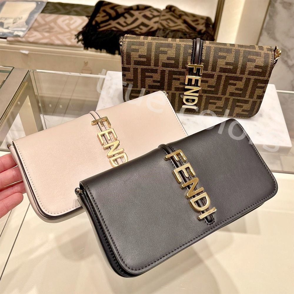 Dのハンカチコレクション【専用まとめ売り】CELINE ハンカチスカーフ FENDI ポーチ 黒