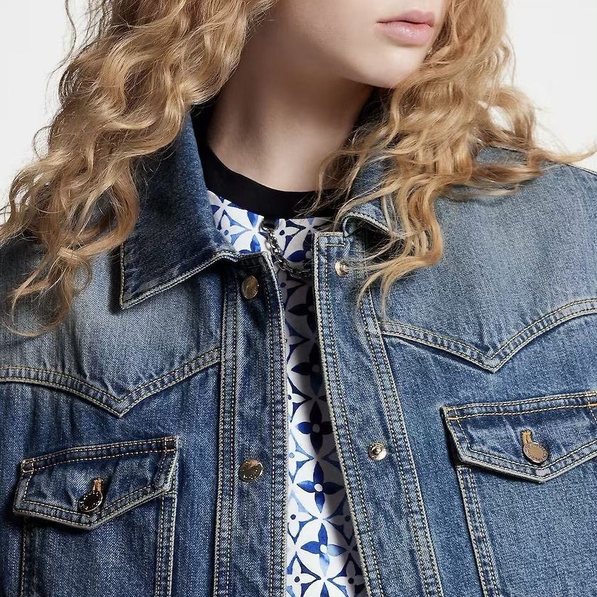 【重ね着でお洒落上級者】LOUIS VUITTON★Stonewashed ベスト 重ね着でお洒落上級者】LOUIS VUITTON☆Stonewashed ベスト