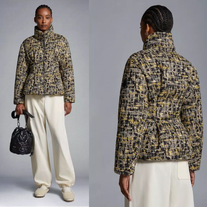 【MONCLER】Onoz  ショートダウンジャケット 在庫確認願います MONCLER Caraline ショートダウンジャケット 在庫確認願います