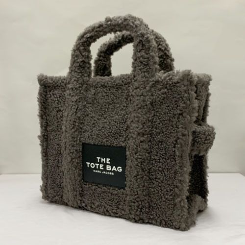 【国内即発送】MARC JACOBS トートバッグ M0016740 001 即発】MARC JACOBS THE TEDDY SMALL トートバッグ M0016740