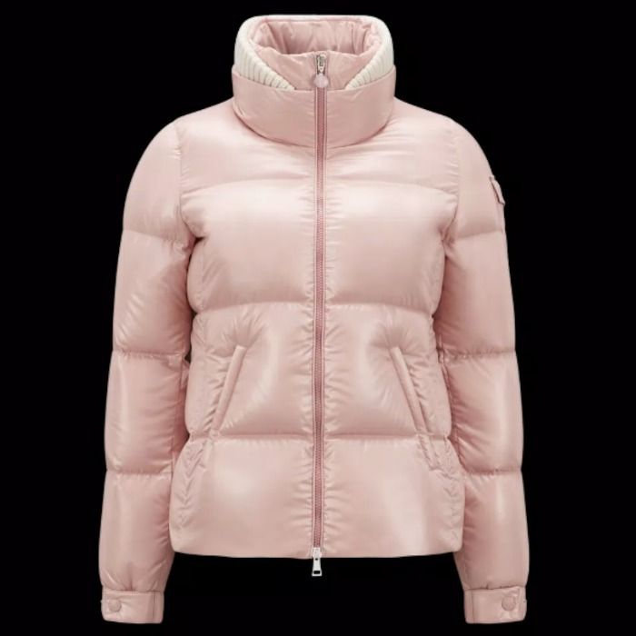 VIP価格◆Moncler◆レディース VISTULEショートダウンジャケット 売切必至☆Moncler Vistuleショートダウンジャケット☆New