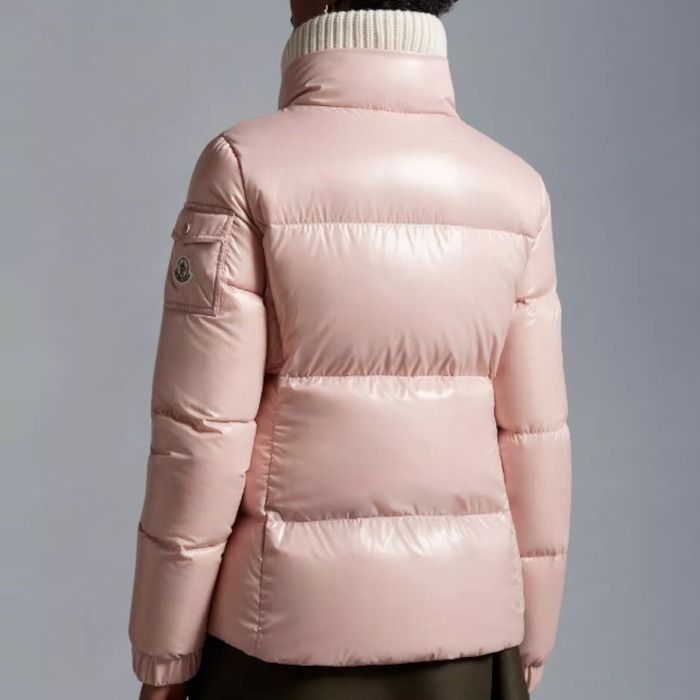 VIP価格◆Moncler◆レディース VISTULEショートダウンジャケット 売切必至☆Moncler Vistuleショートダウンジャケット☆New