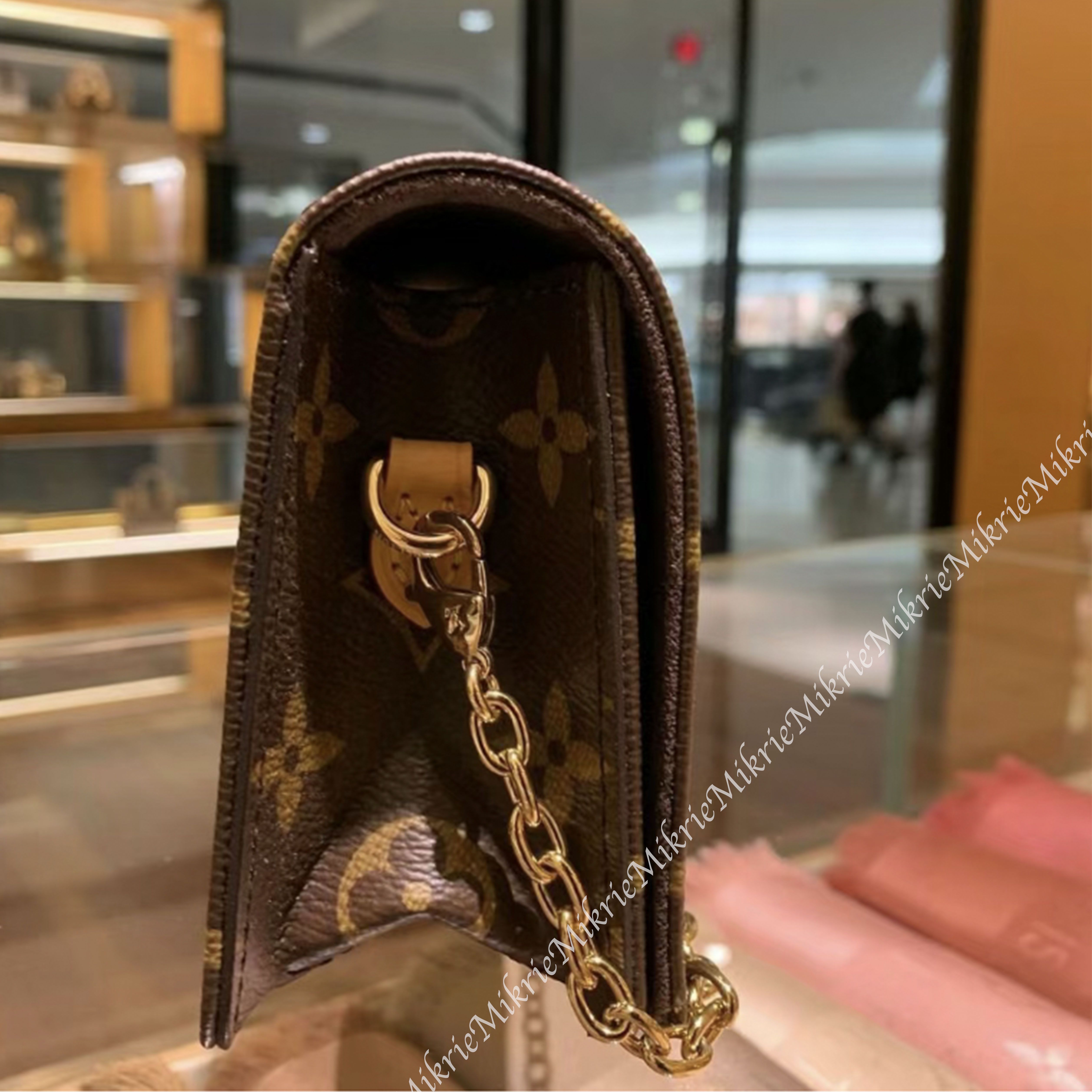 すぐ届く! 人気♪◆LOUIS VUITTON◆ミニポシェット ハンドバッグ すぐ届く! ルイヴィトン ミニ・ポシェット・アクセソワール