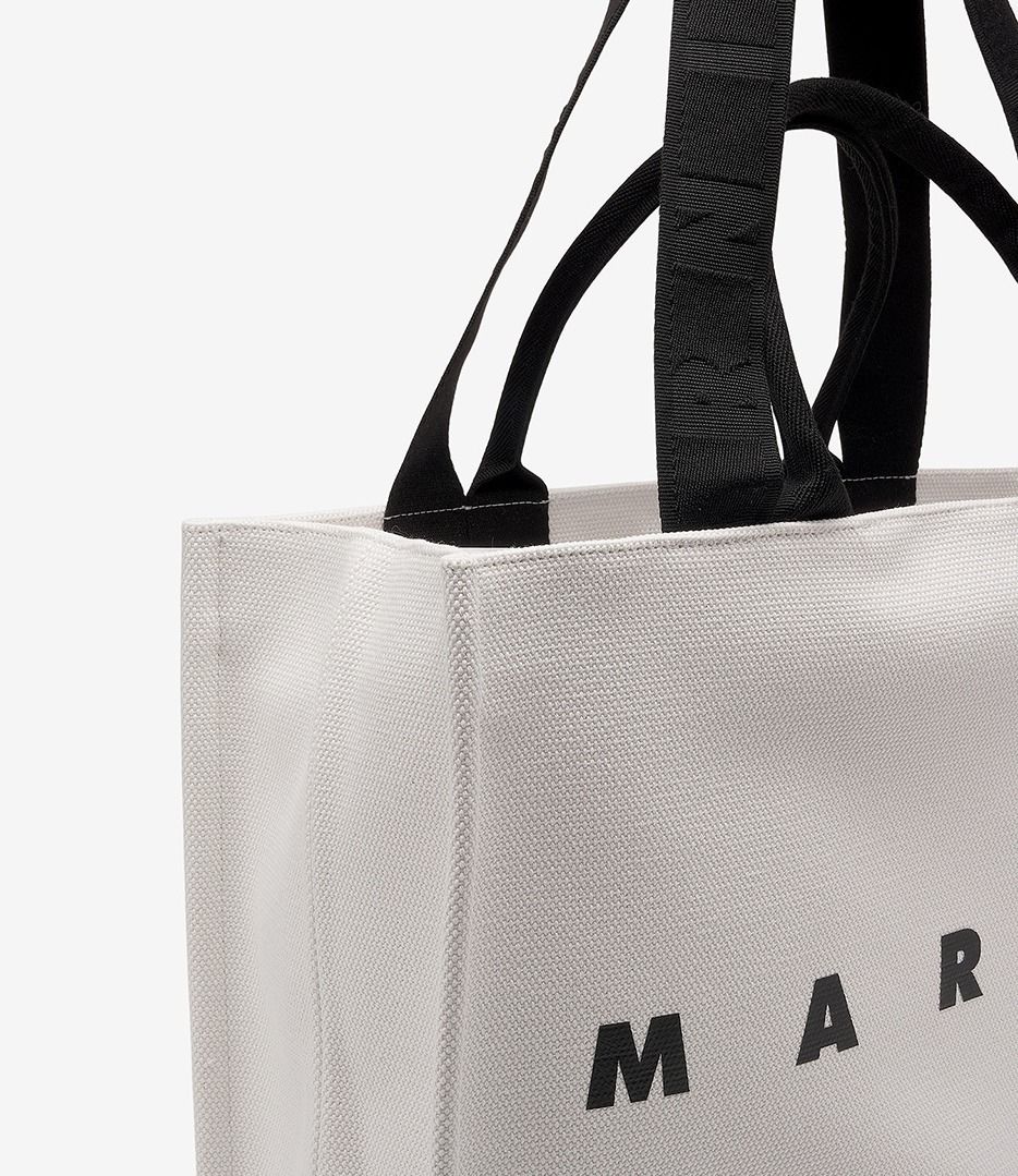 ☆関税込☆MARNI★キャンバストートバッグ 2way A4バッグ★ ☆人気☆【MARNI】☆キャンバストートバッグ 2way A4バッグ