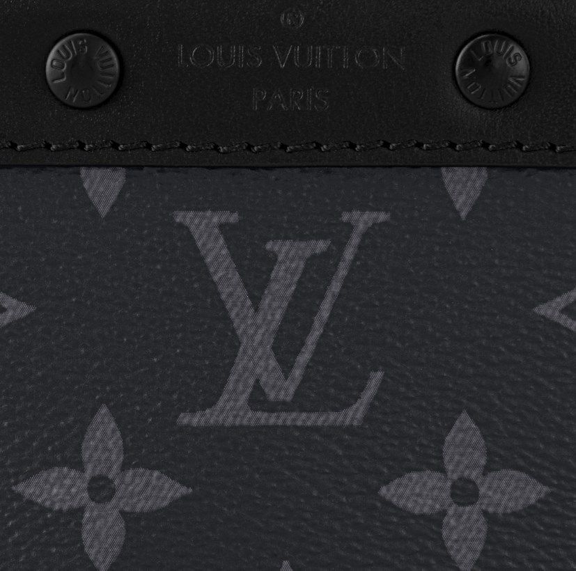 お洒落メンズへ】Louis Vuitton ナノ アルファ ミニショルダー