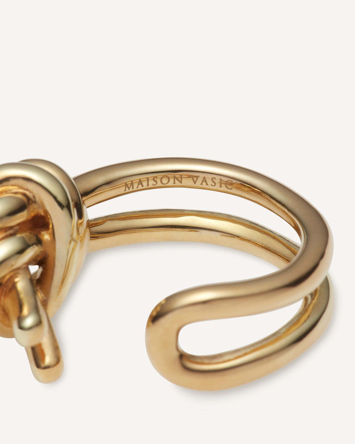 人気★ギフトにも【VASIC】Knot Ring ノットリング シルバー 18K 人気☆ギフトにも【VASIC】Knot Ring ノットリング シルバー 18K