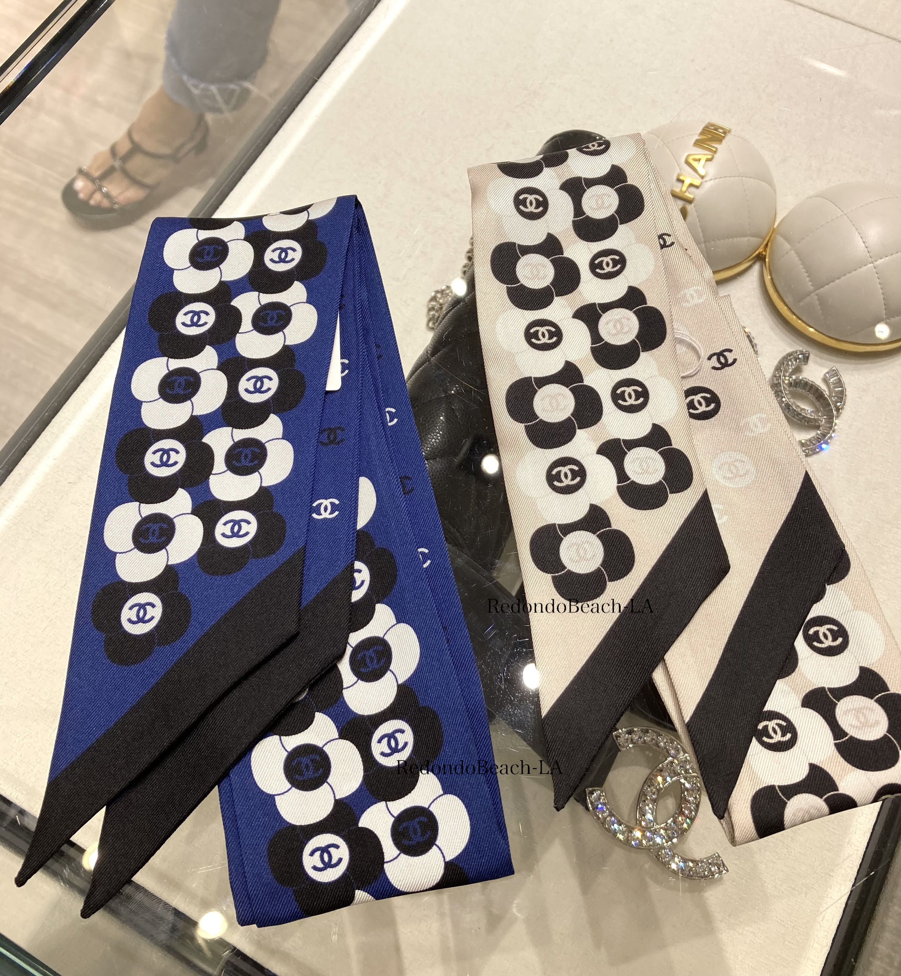 ◆カメリア模様が可愛い◆【CHANEL】スクエアスカーフ 楽天市場】シャネル カメリア スカーフの通販