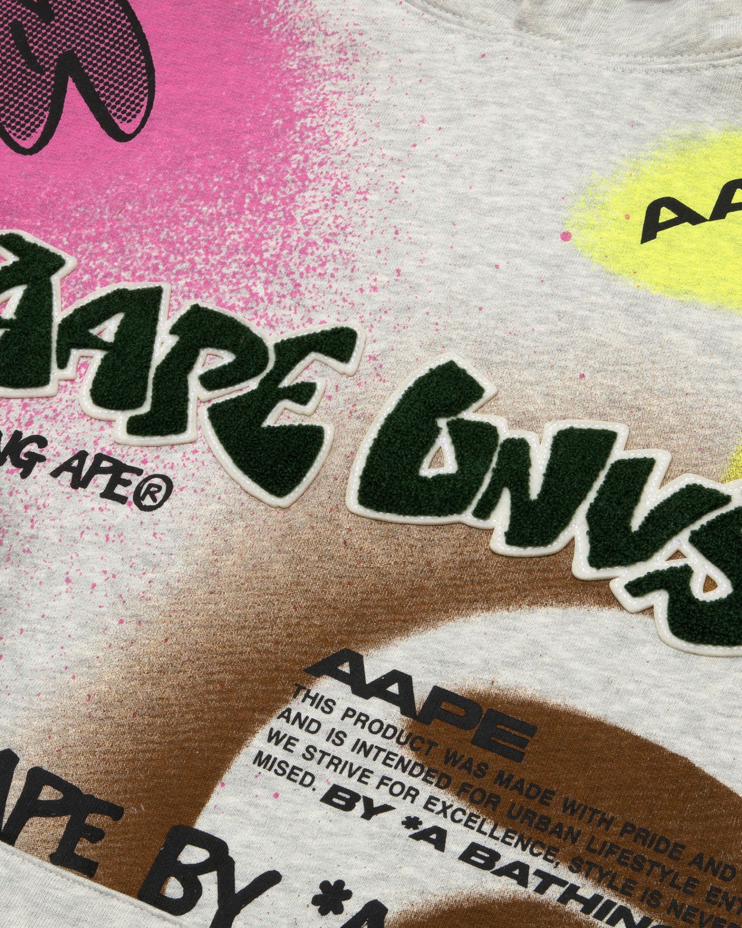 □Aape by A BATHING APE□Moonfaceペイントgraffiti フーディー