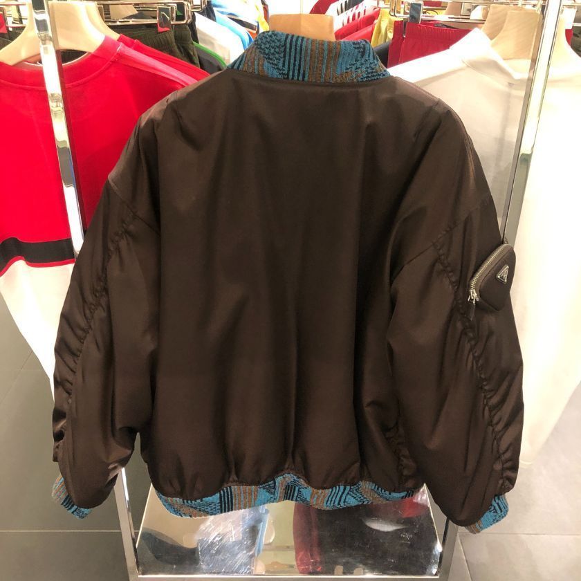 6万取引突破★UPS速達便利用！【PRADA】P528H 1SSL_ジャケット 6万取引突破☆UPS速達便利用！【PRADA】ボンバージャケット