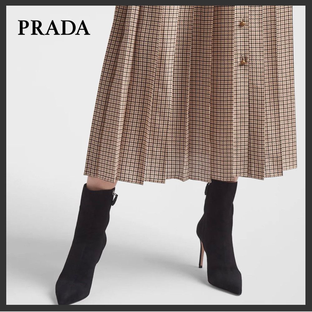 PRADA】スエード カーフスキン ハイヒール アンクル ブーツ (PRADA