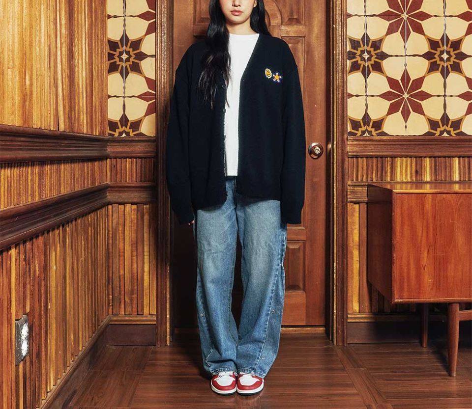MISTER CHILD★韓国★男女兼用★人気★MISTY FLOWER ELBOW HOOD MISTER CHILD☆韓国☆男女兼用☆人気☆DOUBLE LOGO CARDIGAN