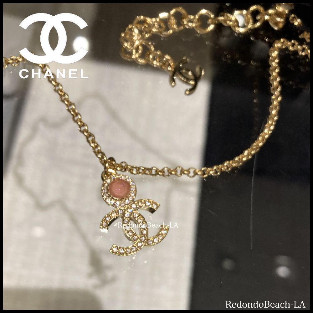愛らしいピンクが決めて】CHANEL☆ネックレス☆煌めくCCロゴ