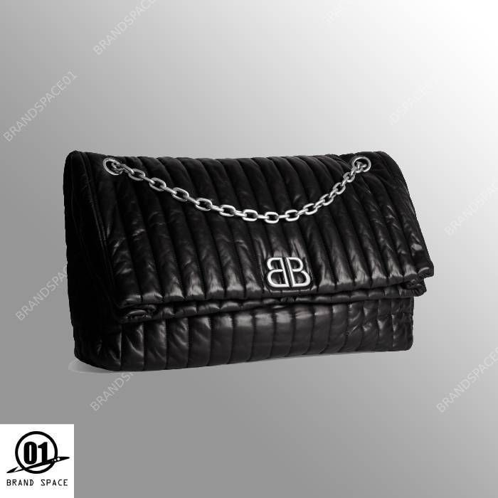 直営店☆BALENCIAGA☆ DUTY FREE エンボスロゴ チェーン バッグ 関税負担なし☆BALENCIAGA MONACO スモールチェーンバッグ