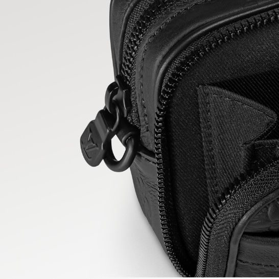 【必需品の持ち歩きにぴったり】Louis Vuitton ショルダーバッグ すぐ届く/必需品の持ち歩きに】LouisVuitton ショルダーバッグ