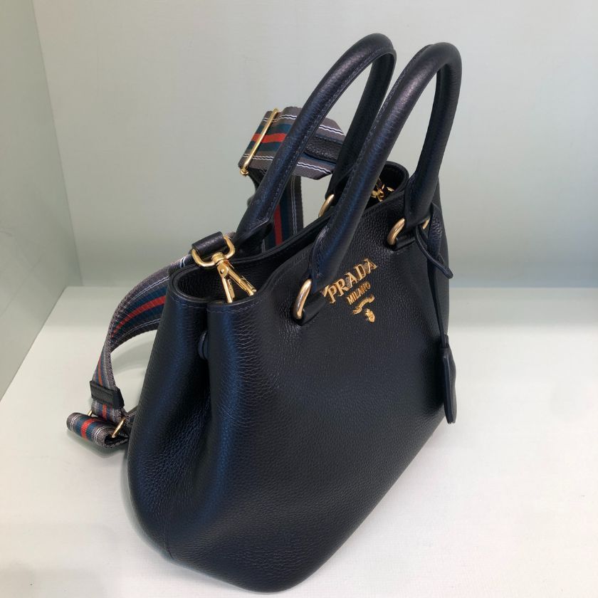 6万取引突破☆UPS速達便！【PRADA】1BA411 2E8Kショルダーバッグ