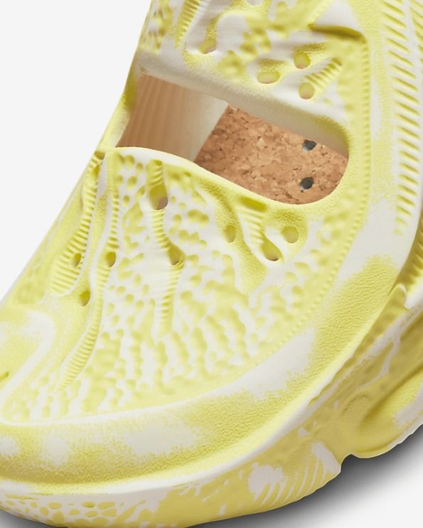 ★韓国の人気★【NIKE】★NIKE ISPA UNIVERSAL NATURAL★24-30cm ☆韓国の人気☆【NIKE】☆NIKE ISPA UNIVERSAL NATURAL☆24-30cm