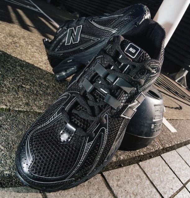 New balance 1906r black 箱付き