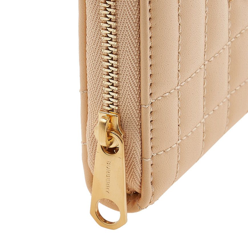 ★関税込み・送料無料★ バーバリー ローラ ウォレット 関税負担なし☆Burberry バーバリー ローラ ジップウォレット
